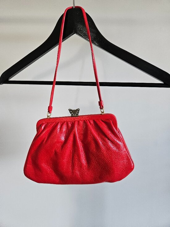 Marc Jacobs Handbags - Marc Jacobs Butterfly Kiss-Lock 2-Way Clutch - Red Leather